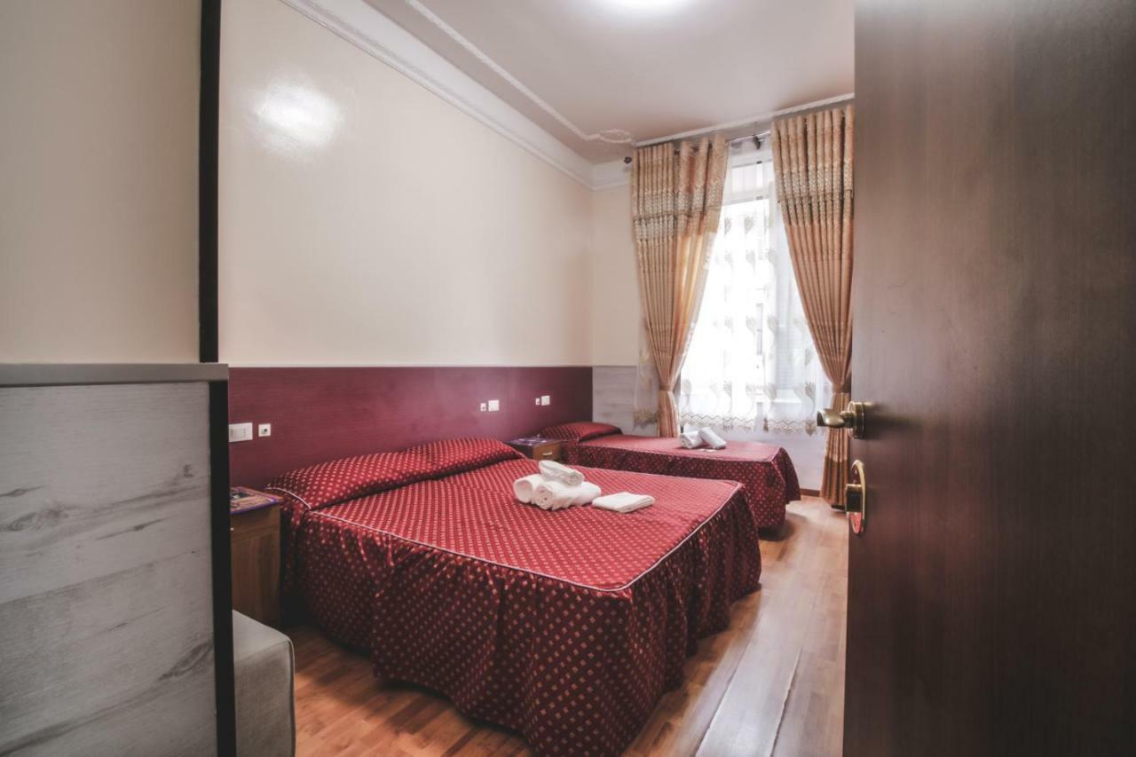 Vertex Guest House Rome Bagian luar foto